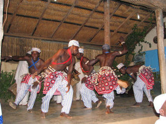 06 Tambours Et Danseurs
